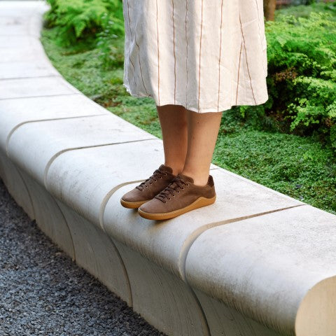 Sapatilhas Barefoot Aire Castanhas