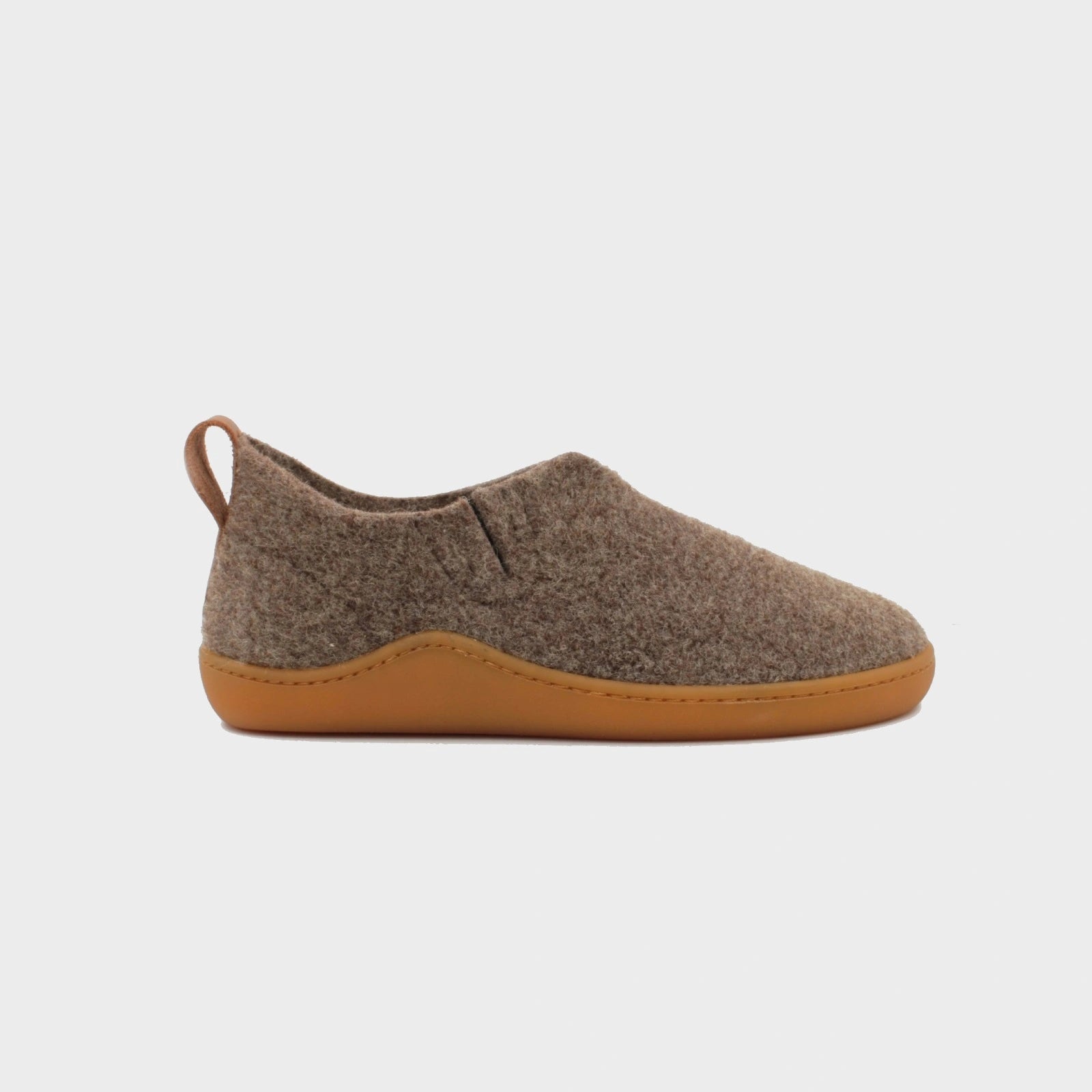 Pantufas Barefoot Mira Castanho